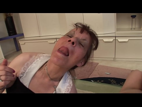 ❤️ Dvije bake i jedan djed imaju trojku Jebeni video u pornografiji hr.ixiporn-com.ru ❌❤