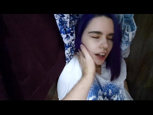 ❤️ Našao sam svoju sestru u ormaru i pomogao joj da svrši Jebeni video u pornografiji hr.ixiporn-com.ru ❌❤