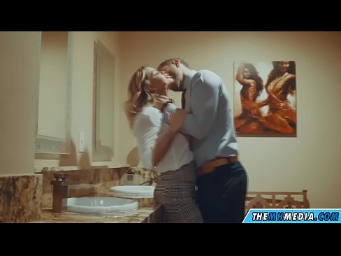 ❤️ Kad te prsata plavuša zavede u javnom zahodu Jebeni video u pornografiji hr.ixiporn-com.ru ❌❤